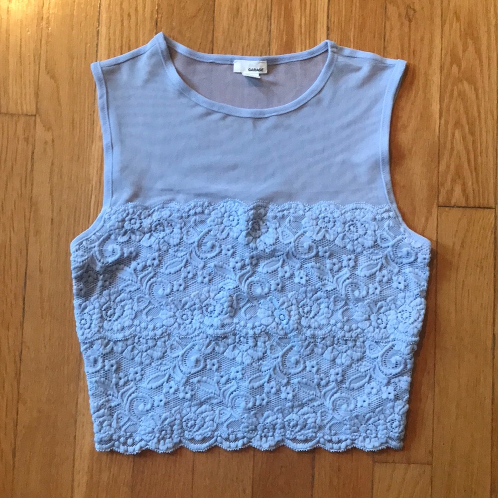Crop top